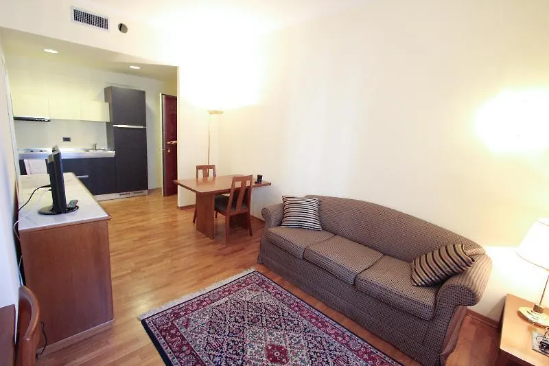 **** מלון דירות מילאנו Residence De La Gare איטליה